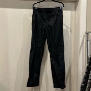 Guidewear water repellant pants.